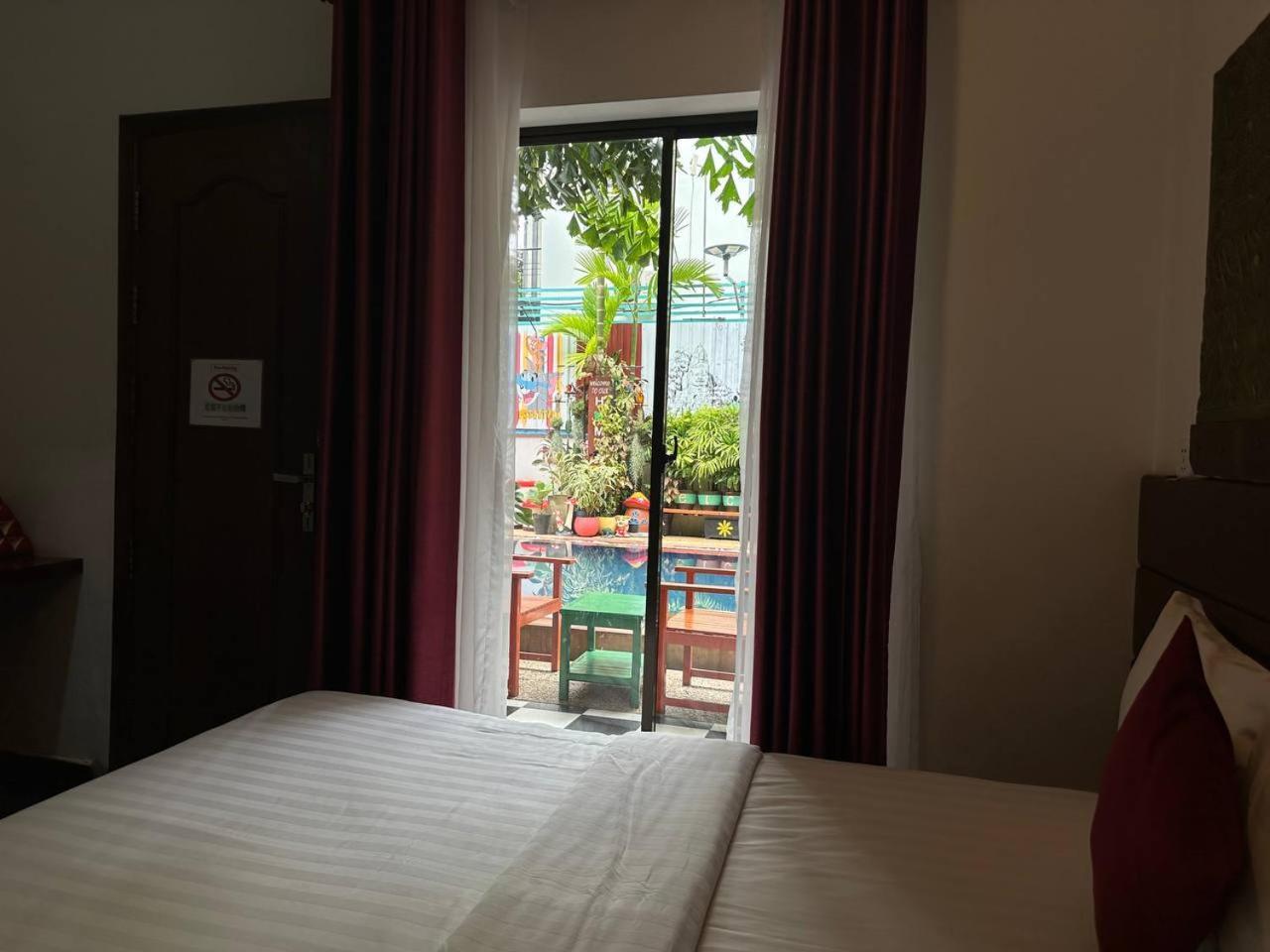 Asanak D'Angkor Boutique Hotel Сиемрип Экстерьер фото