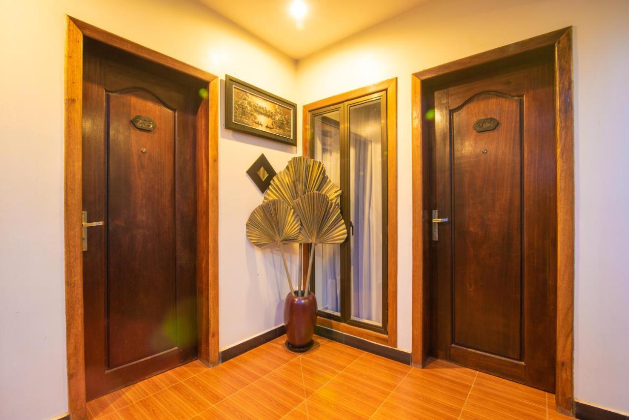 Asanak D'Angkor Boutique Hotel Сиемрип Экстерьер фото